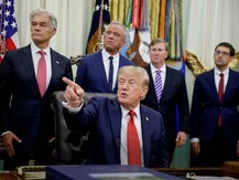 Трамп в ярости: Белый дом выгнал журналистов за «фейковые» репортажи