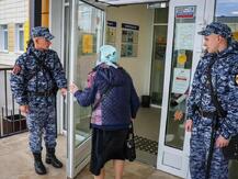 Росгвардейцы спасли пожилого избирателя в Лебяжье